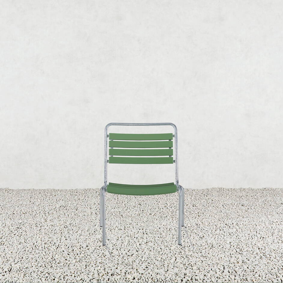 Internal Page: garden lounge chair & stool